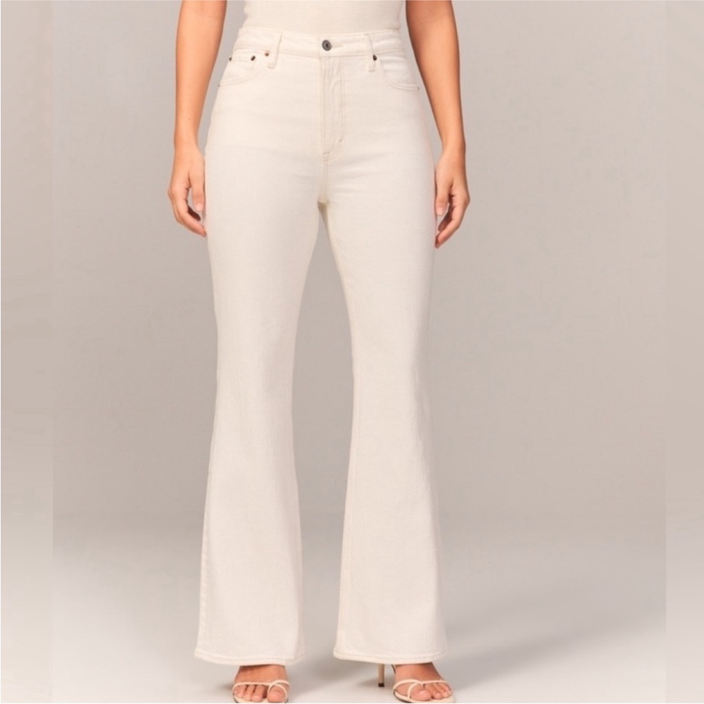 Abercrombie & Fitch Women's Off-White Vintage 70’s Flare Jeans Ultra High Rise